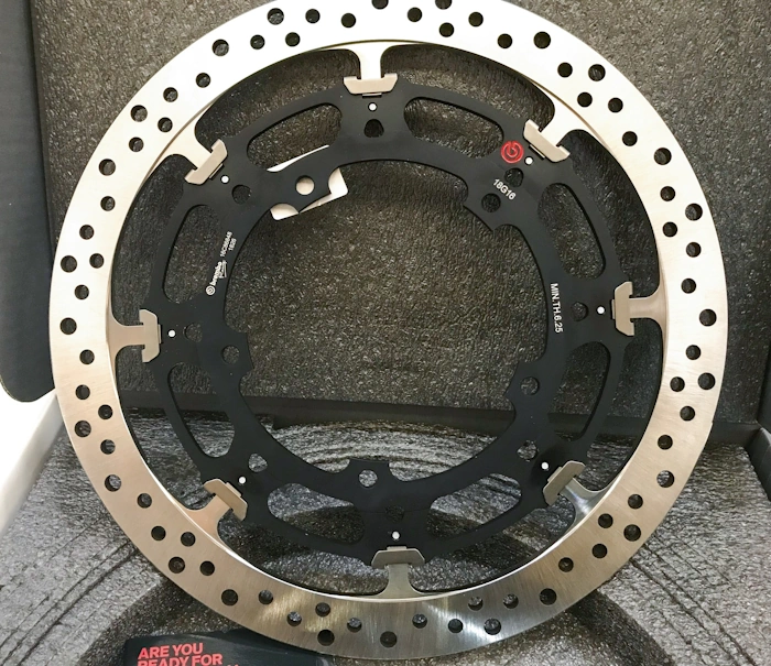 Brembo Racing Pistabassa Front Floating Rotor for Yamaha YZF R6 / YZF R1 / YZF R1M - Image 2